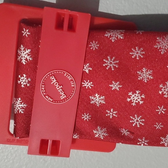 Bespoke accessory men's tie size one size holiday red snowflake snowflakes - Picture 3 of 11